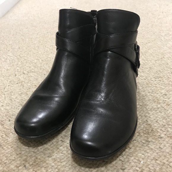 naturalizer cassandra